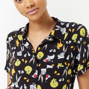 ❤️Looney Tunes button up top small
